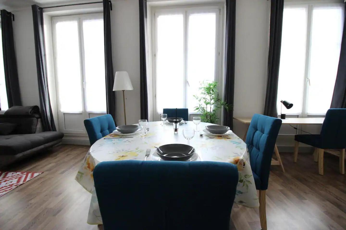 L'Amour De La Paix - Centre-Ville - Jardin - Proche Gare - Tv65"Primevideo - Ambiance Tres Chaleureuse - Parking Gratuit Sous-Video Surveillance Proche - Gere Par Presta-Zen'Services Verdun-sur-Meuse Room photo